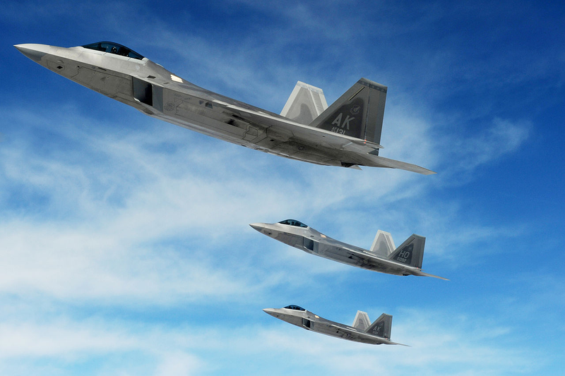 Illustration for article titled Why It's Sad That The F-22 Just Fired Its First Guided AIM-9X Sidewinder